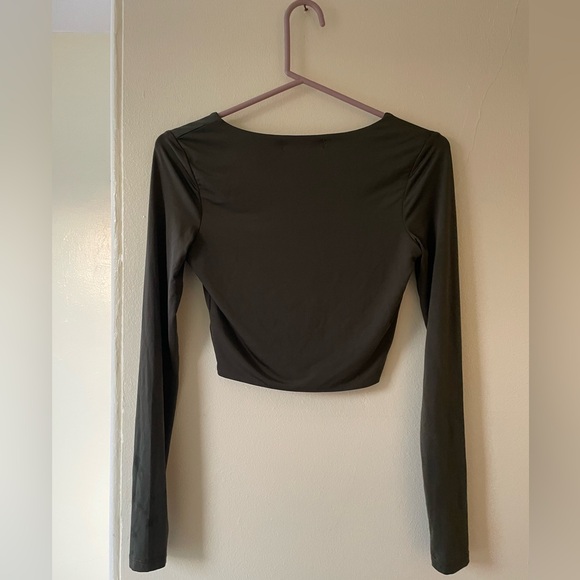 Revamped Deep Green V-Neck Crop Top - Picture 2 of 4